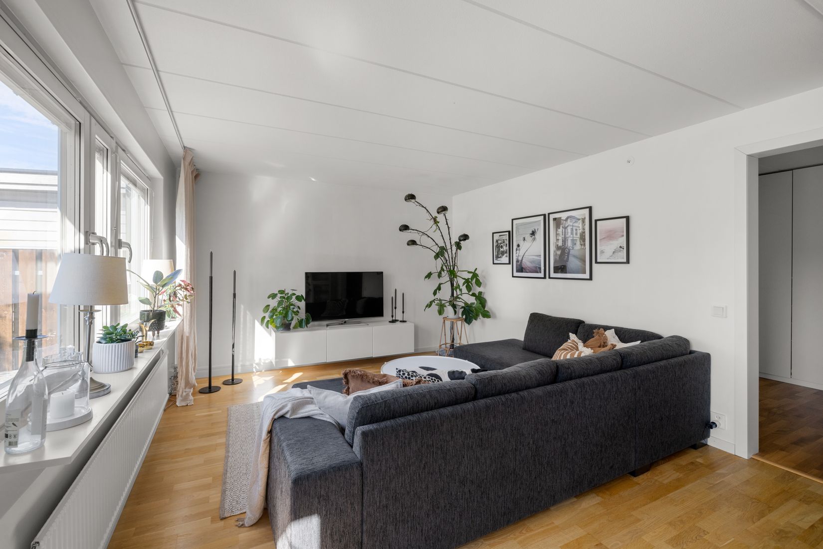 Radhus, Jägarstigen 10, Salem