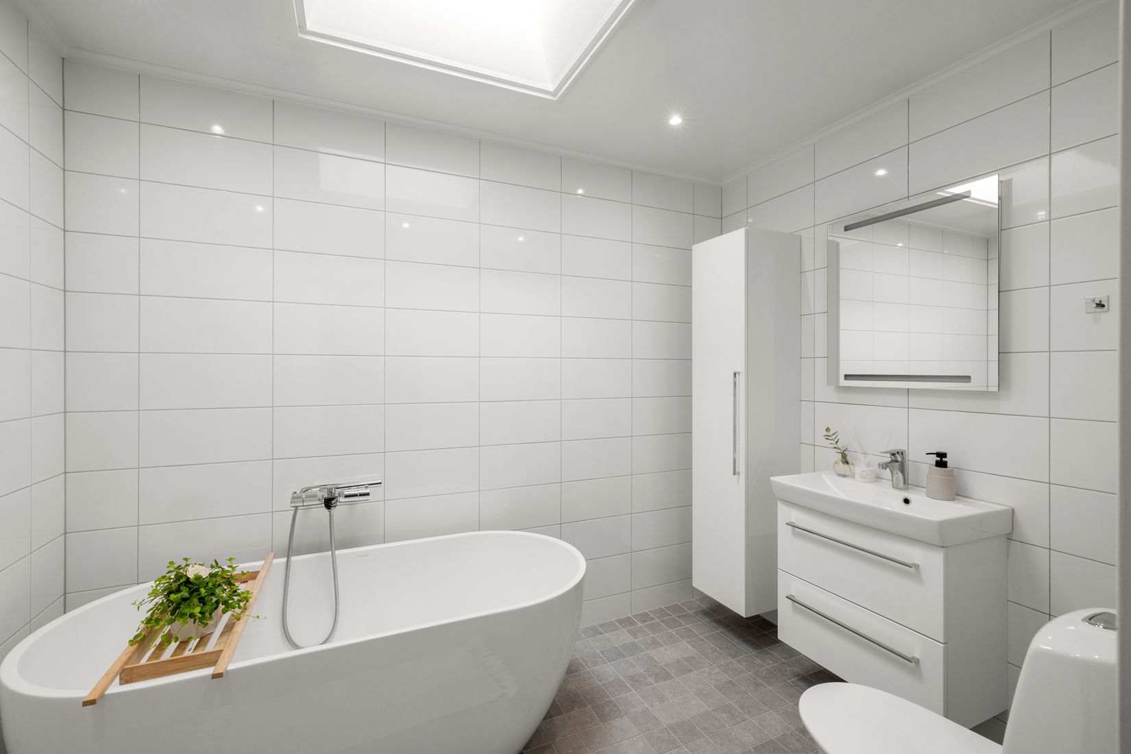 Radhus, Jägarstigen 10, Salem