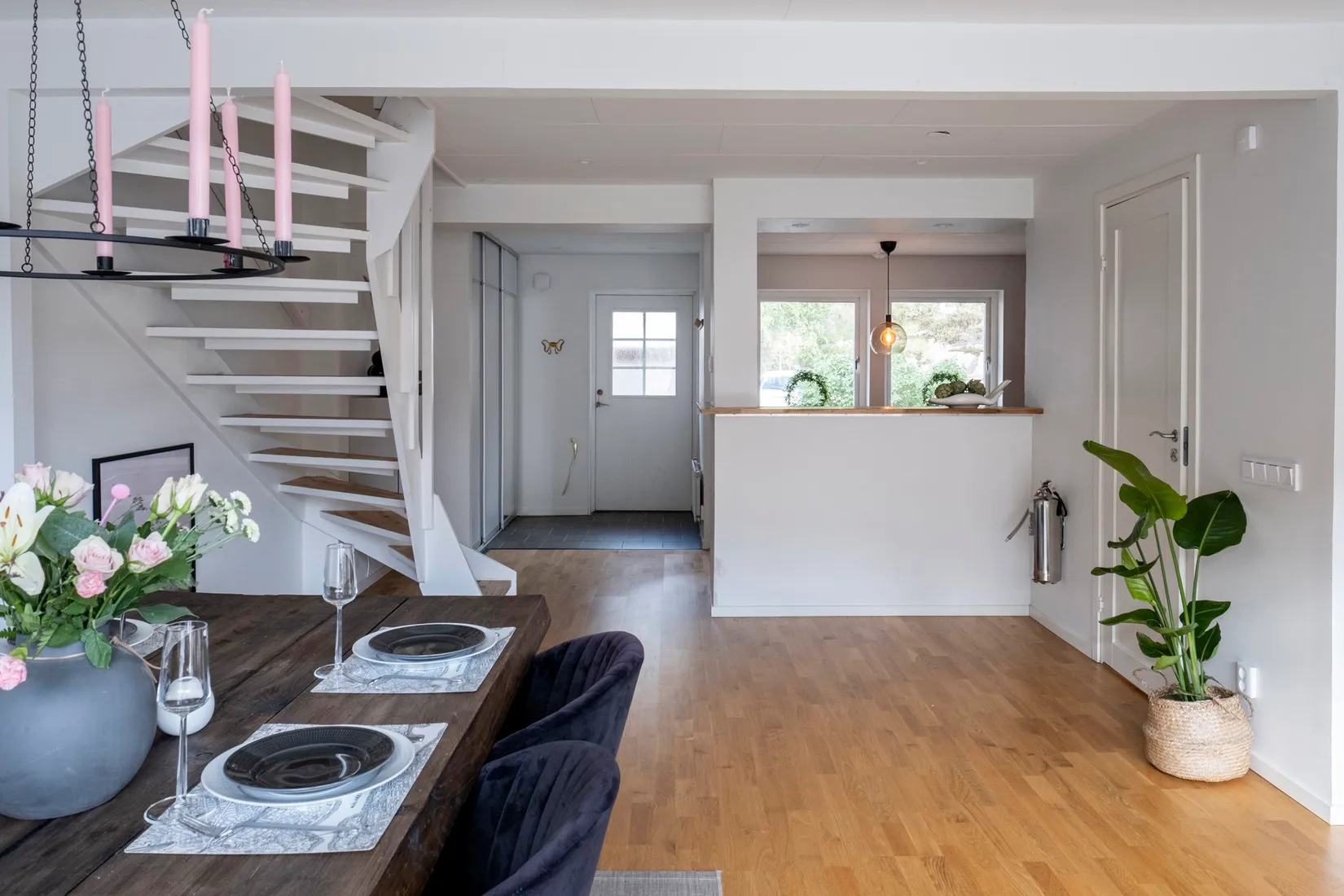 Radhus, Lupinvägen 8, Rindö, Vaxholm