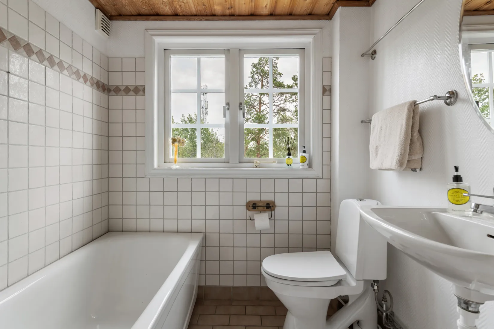 Villa, Kopparvägen 30, Skarpäng, Täby