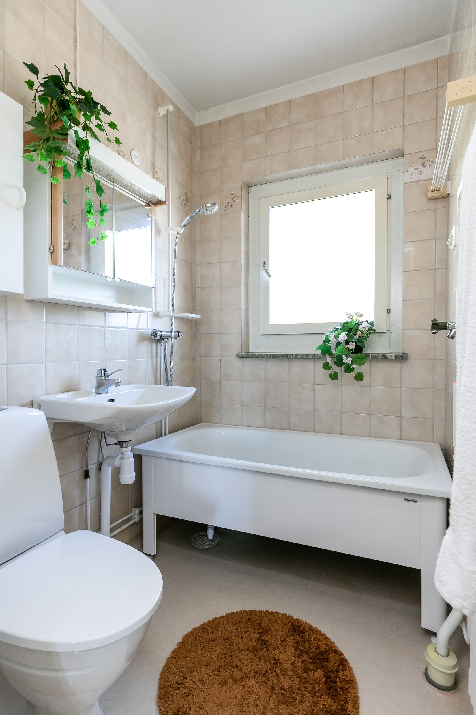 Bostadsrätt, Trumpetaregatan 2C, Rosta, Örebro