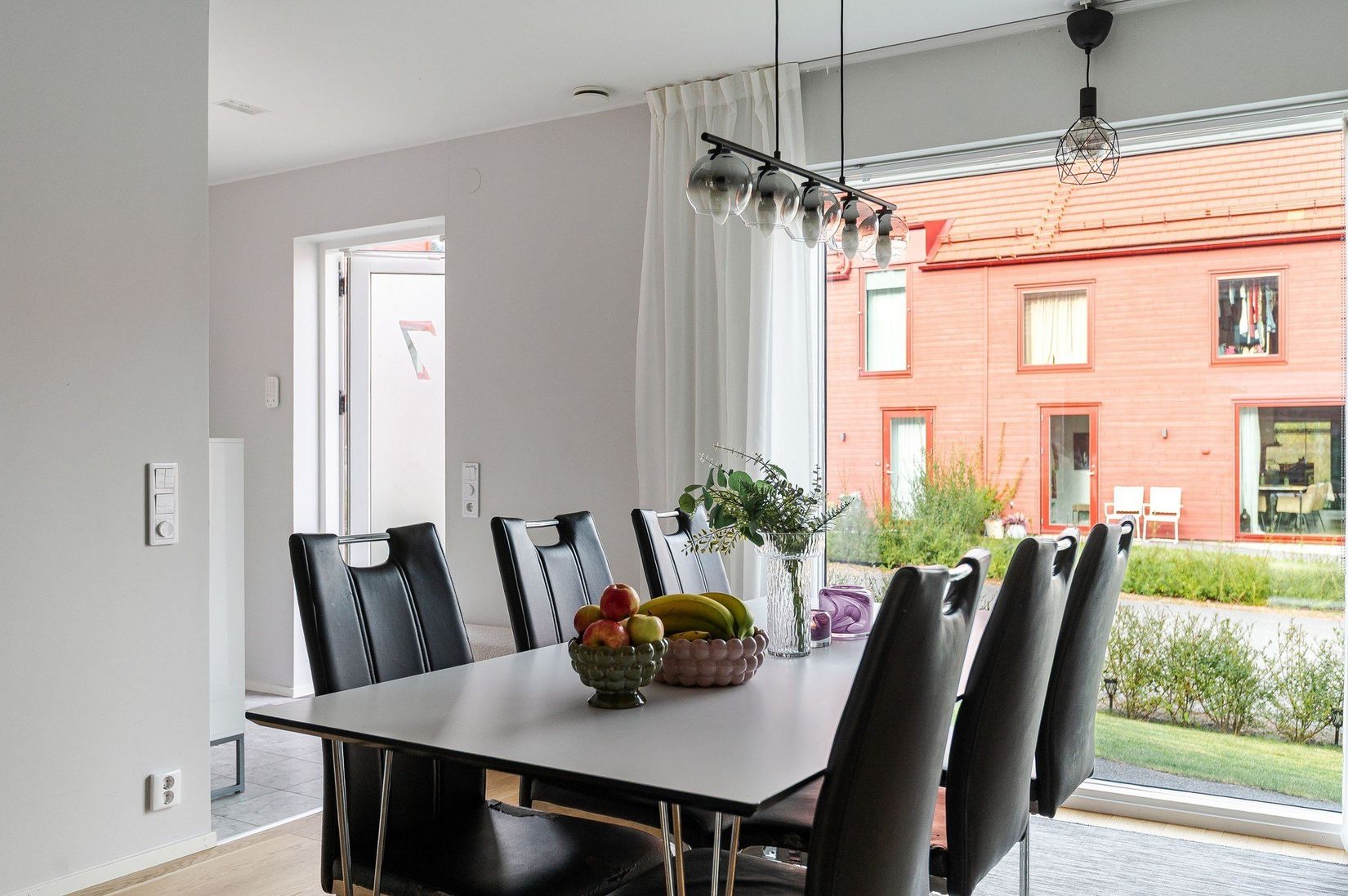 Radhus, Blåsarevägen 37, Krikonbacken, Nyköping