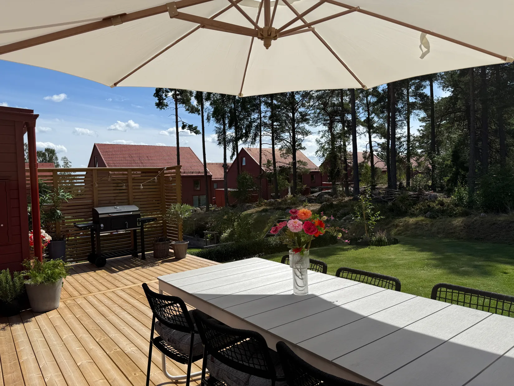 Radhus, Blåsarevägen 37, Krikonbacken, Nyköping