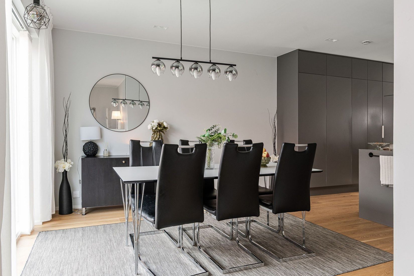 Radhus, Blåsarevägen 37, Krikonbacken, Nyköping