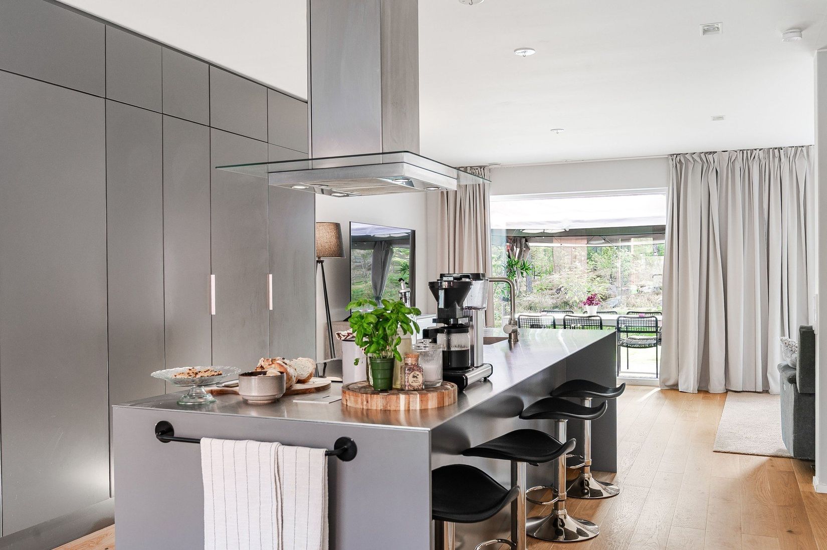 Radhus, Blåsarevägen 37, Krikonbacken, Nyköping