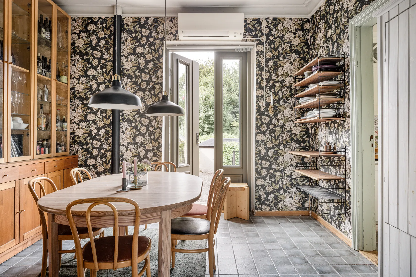 Villa, Måns Nils torg 2, Borrby, Simrishamn