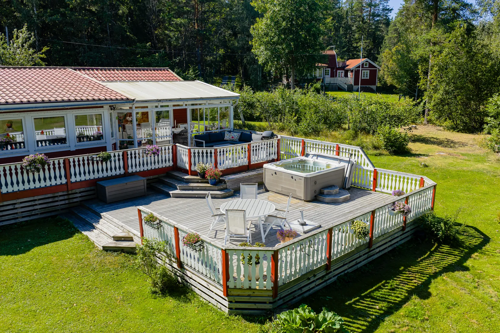 Gård/Skog, Långkärrsvägen 1, Österåker