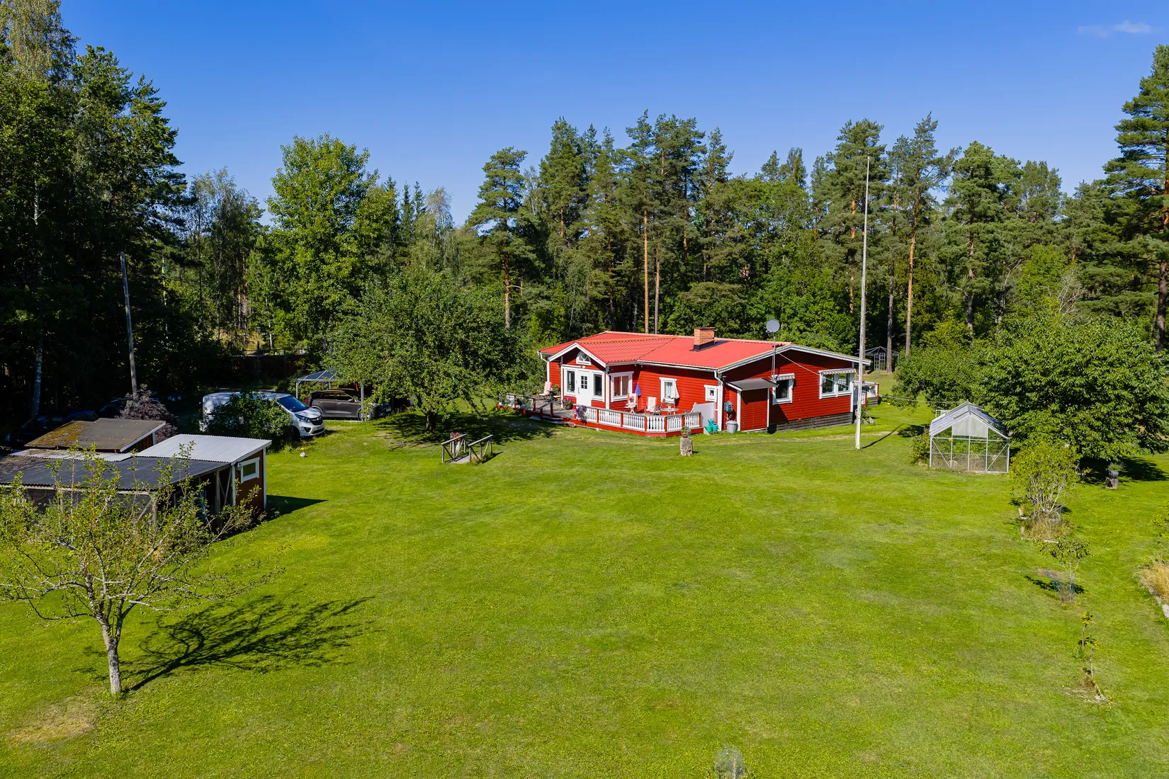 Gård/Skog, Långkärrsvägen 1, Österåker