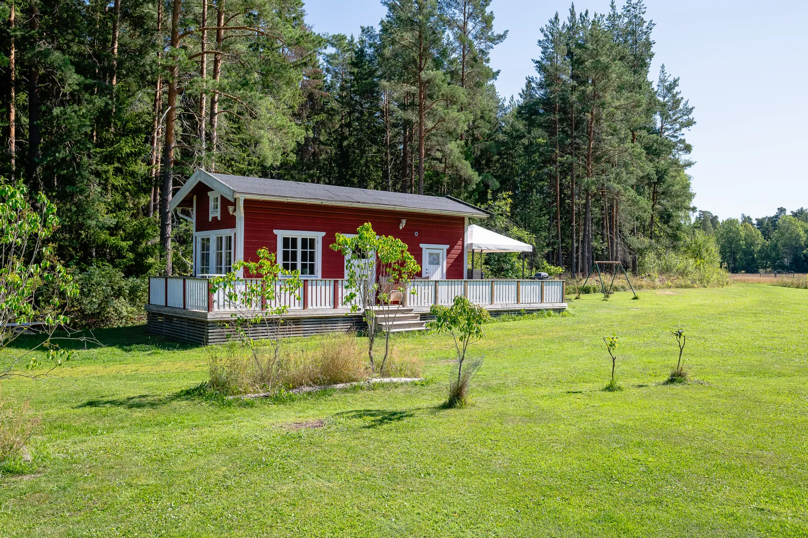 Gård/Skog, Långkärrsvägen 1, Österåker