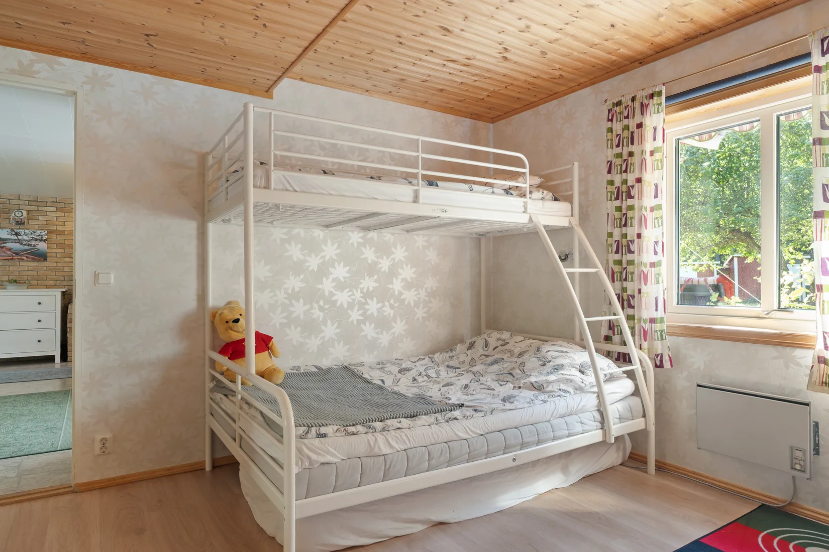 Gård/Skog, Långkärrsvägen 1, Österåker