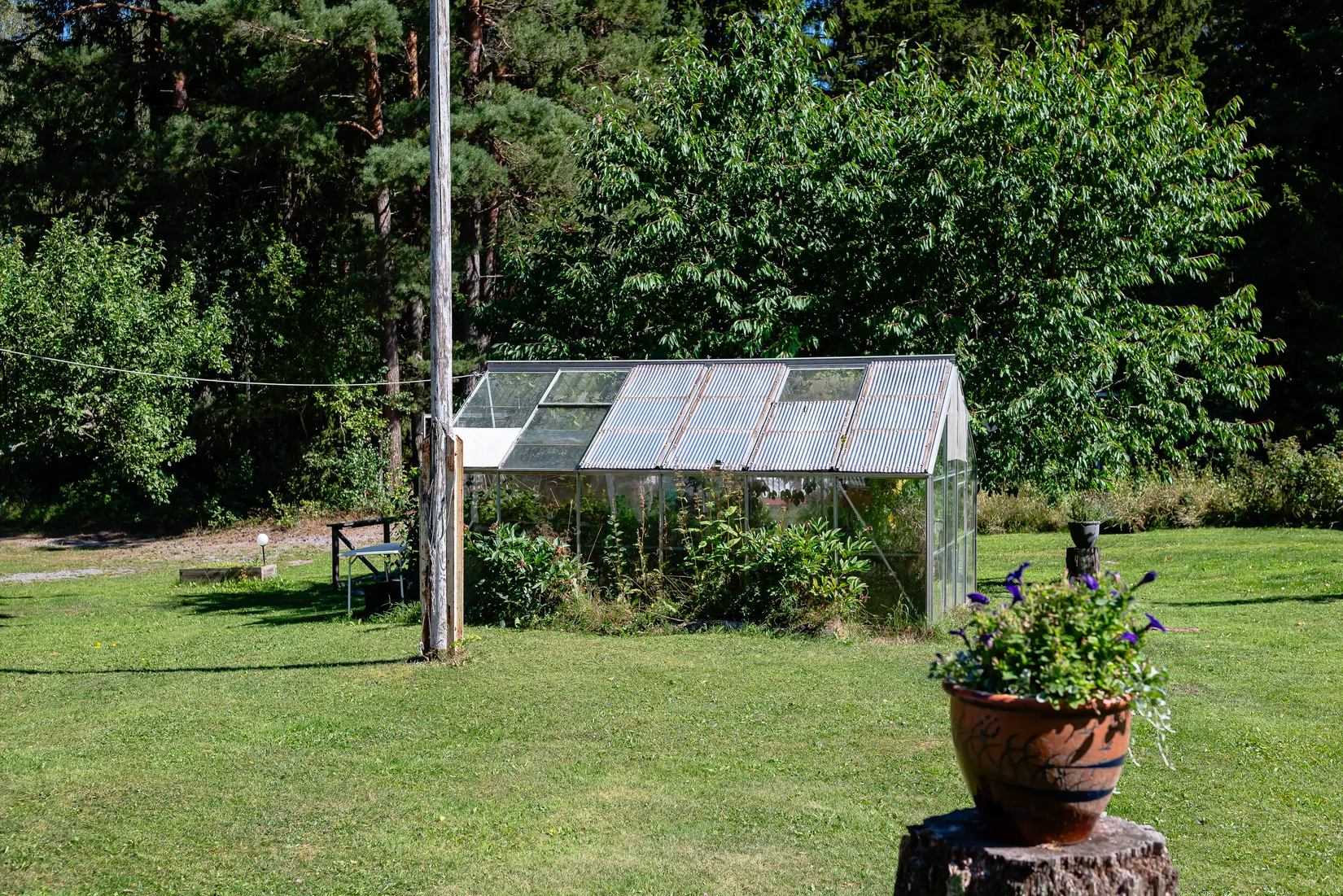 Gård/Skog, Långkärrsvägen 1, Österåker