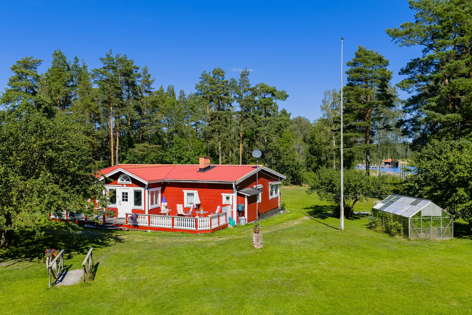 Gård/Skog, Långkärrsvägen 1, Österåker