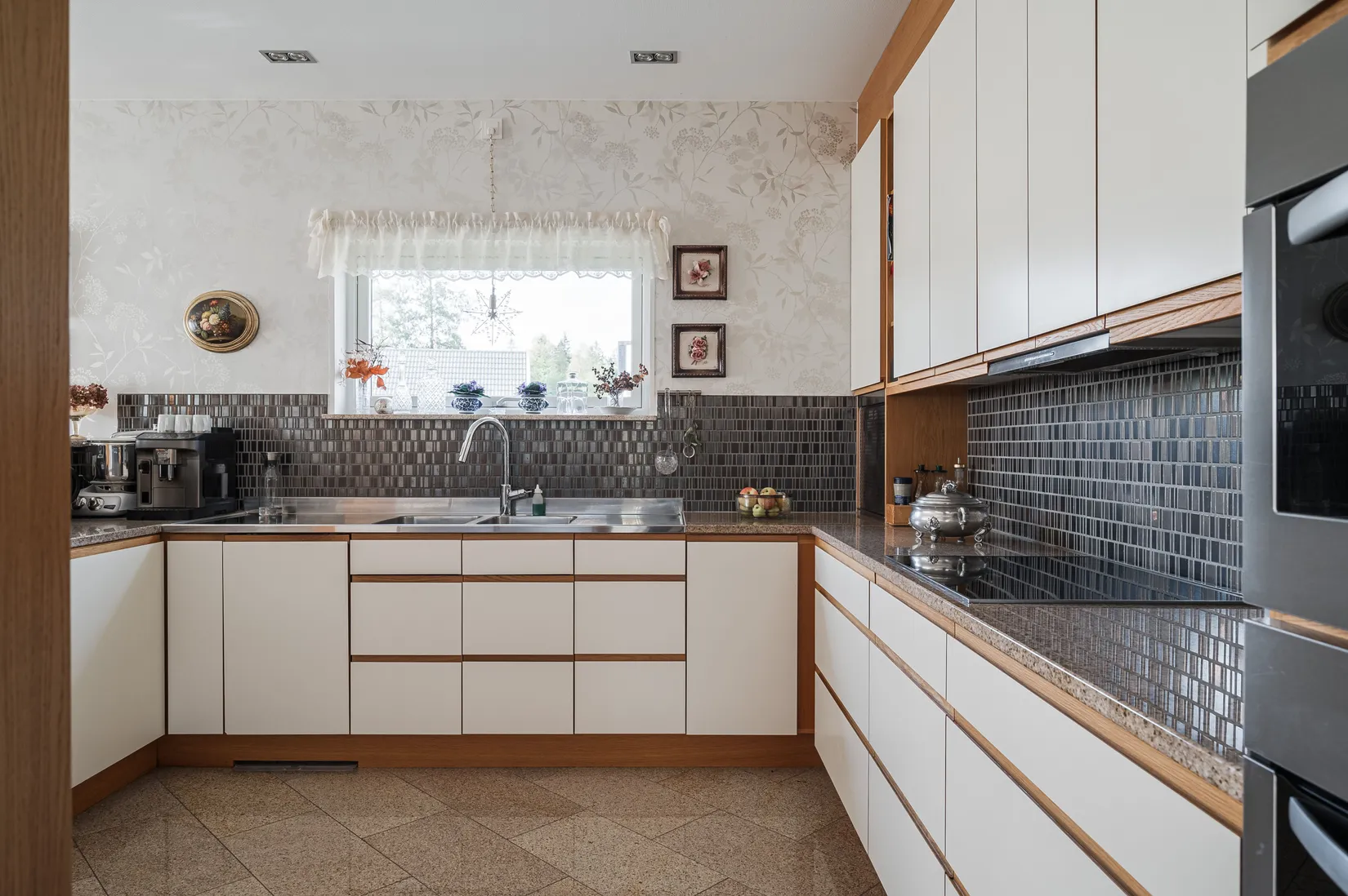 Villa, Holtsdammavägen 5, Sandsjön, Svenljunga