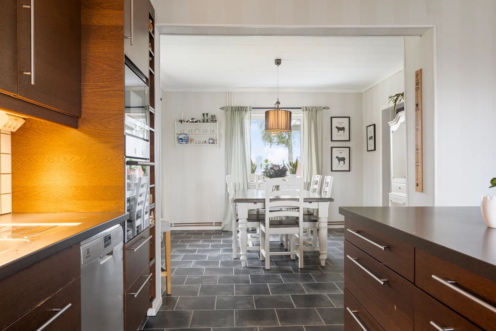 Villa, Long Fly 1, Long, Vara