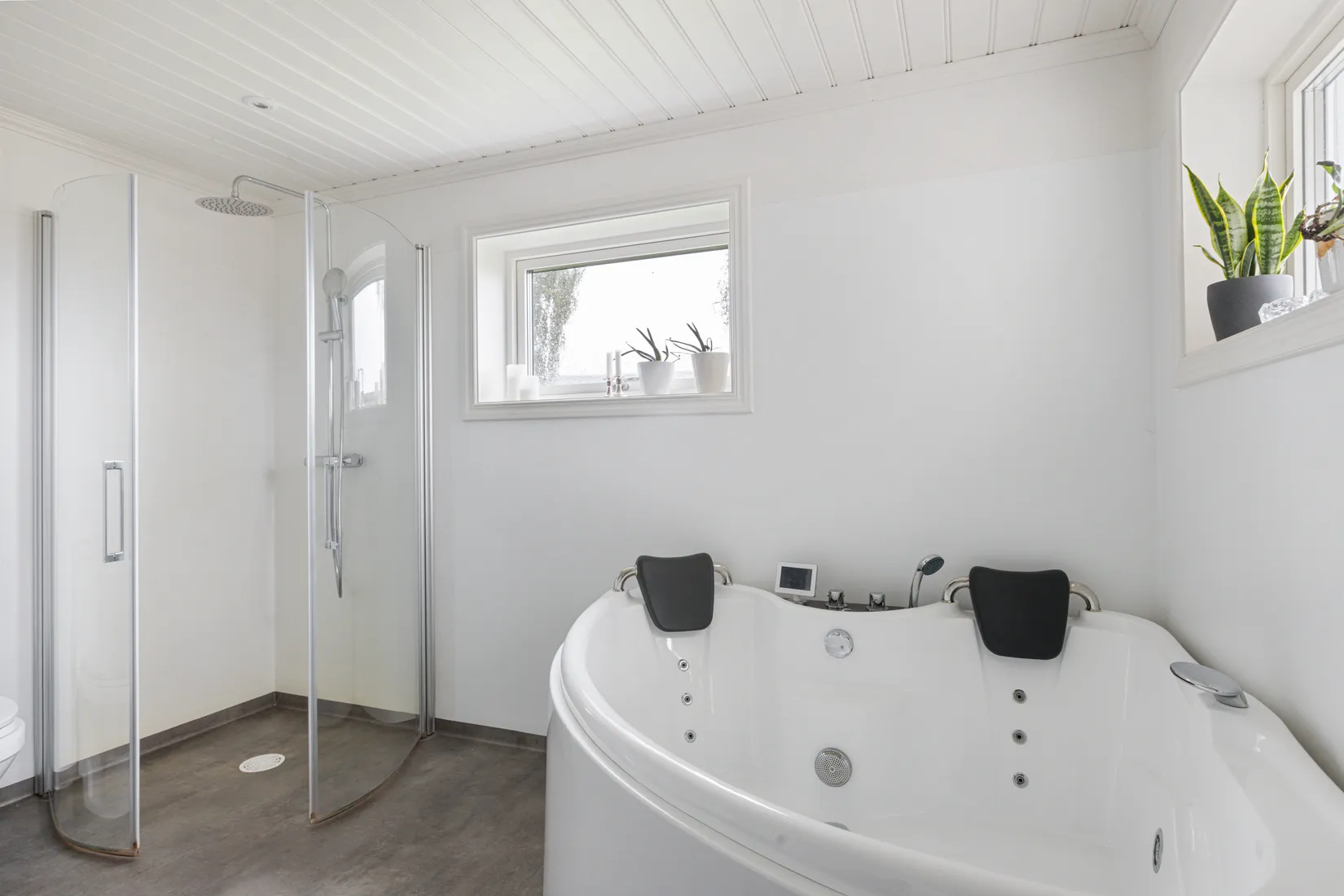 Villa, Long Fly 1, Long, Vara