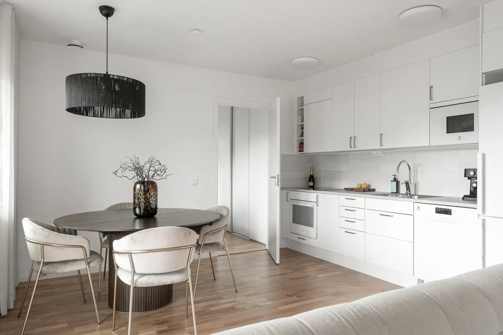 Bostadsrätt, Drivbänksvägen 13A, Vån 2 (C-1202/1202), Hässelby Norra Villastad, Stockholm