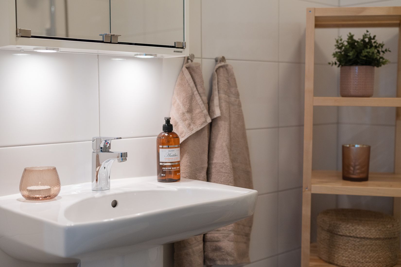 Villa, Radhus, Norra Atriumvägen 12, Kvisslingby, Österåker