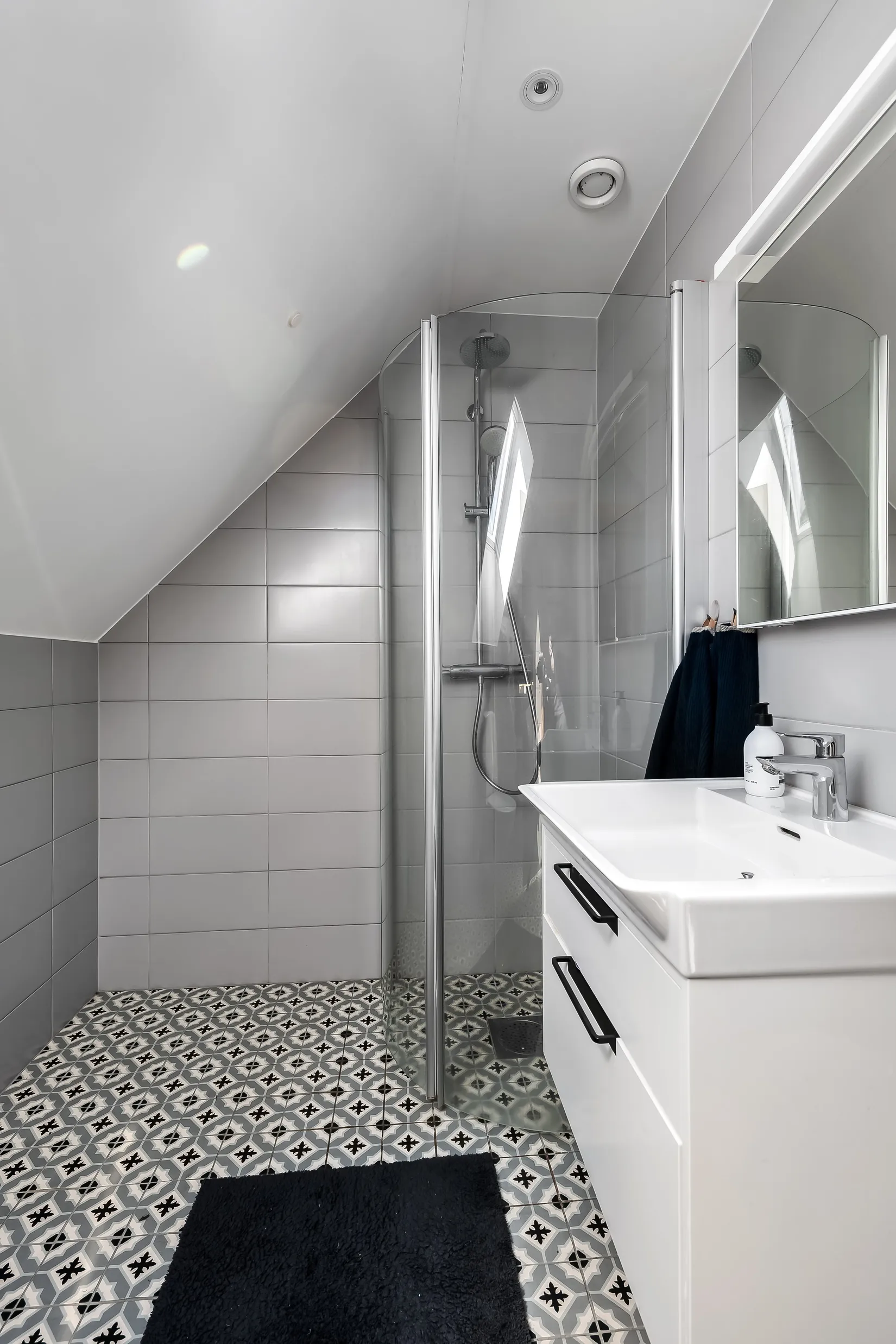 Villa, Älgvägen 14, Huddinge
