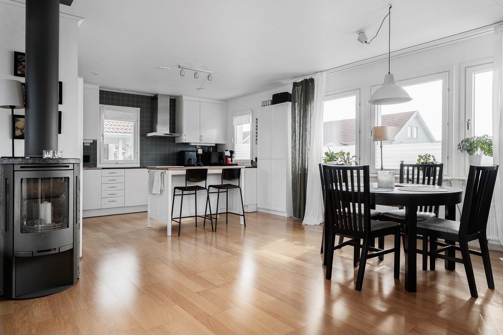 Villa, Pelargonvägen 5, Bro Rosenängarna, Upplands-Bro