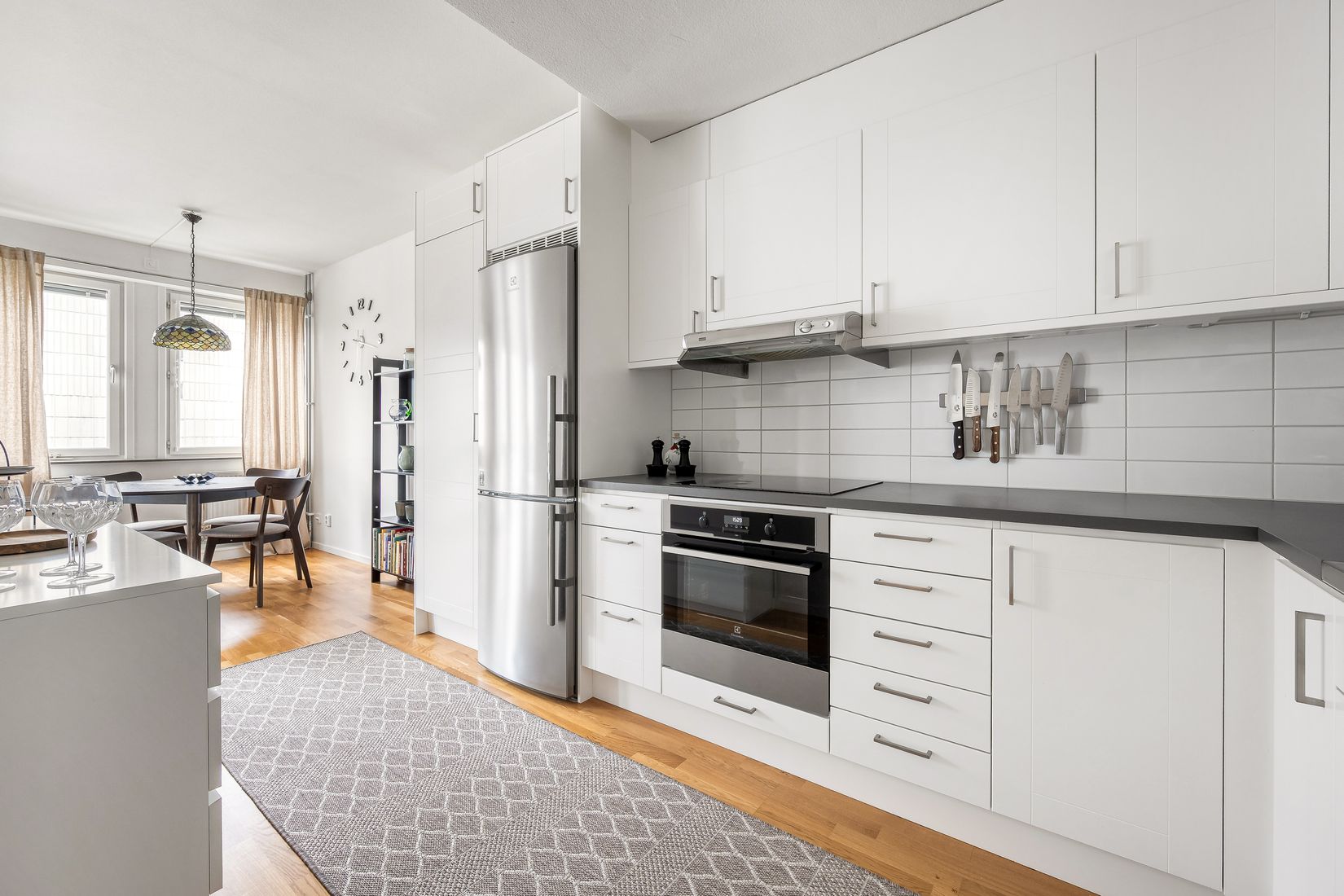 Bostadsrätt, Östersundsgatan 7, Vån 6 (0610/1615), Vällingby Parkstad / Råcksta, Stockholm