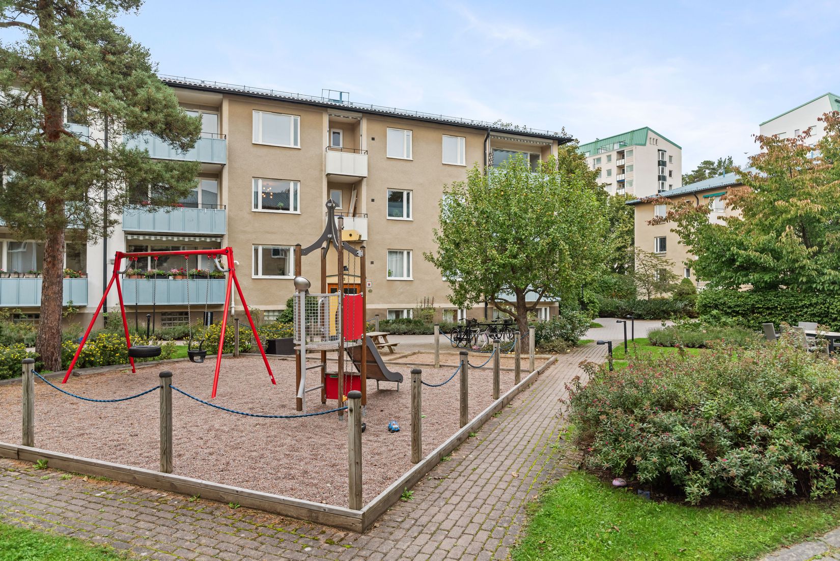 Bostadsrätt, Kryssarvägen 4, Näsbypark, Täby