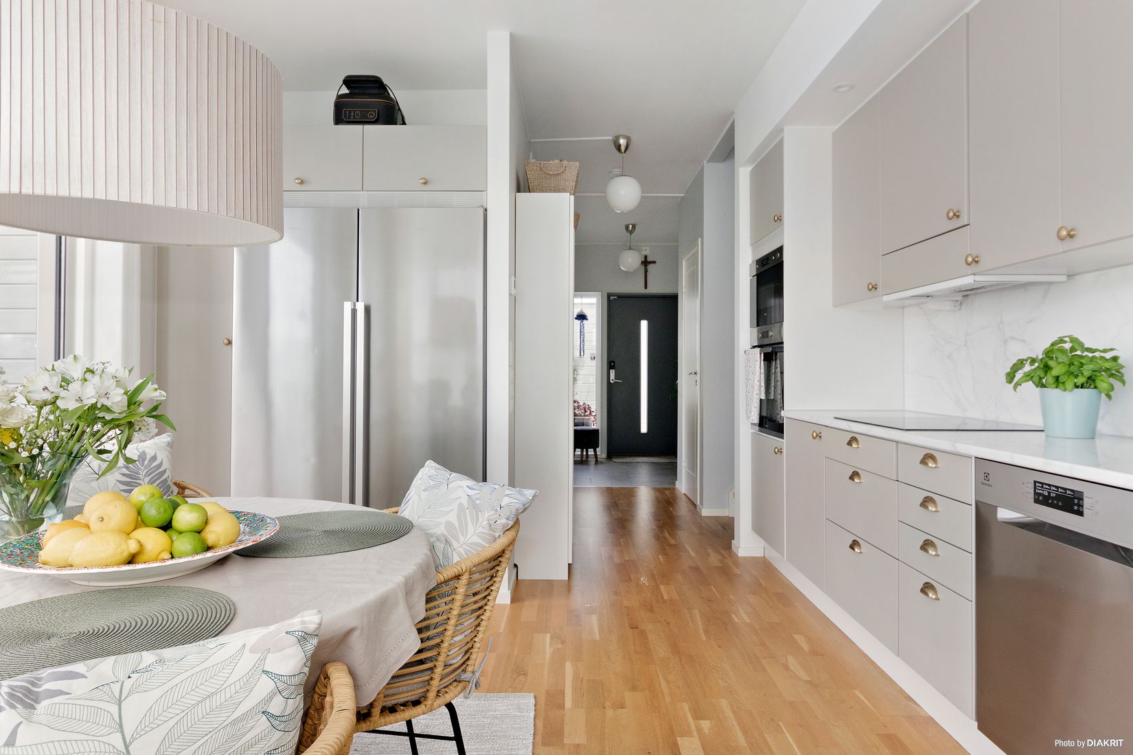 Bostadsrätt, Radhus, Tant Gredelins väg 37A, Uttran, Botkyrka