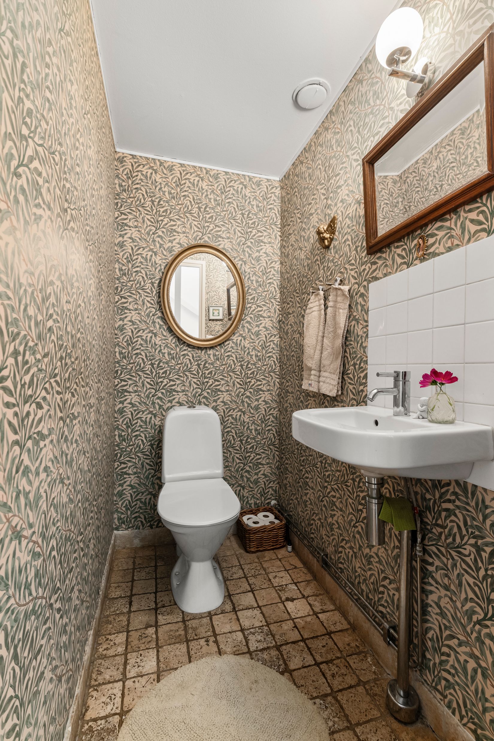 Villa, Hässelby strandväg 8, Hässelby Södra Villastad, Stockholm