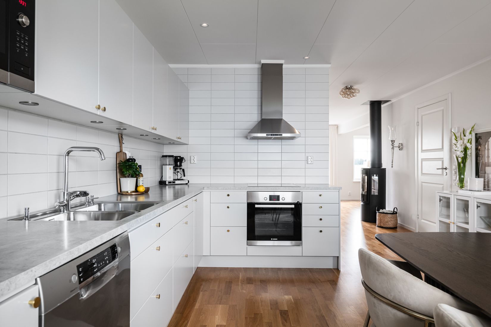 Radhus, Viktor Dahléns väg 120, Mosås, Örebro