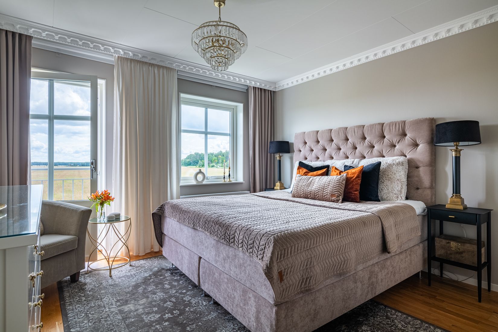 Radhus, Viktor Dahléns väg 120, Mosås, Örebro