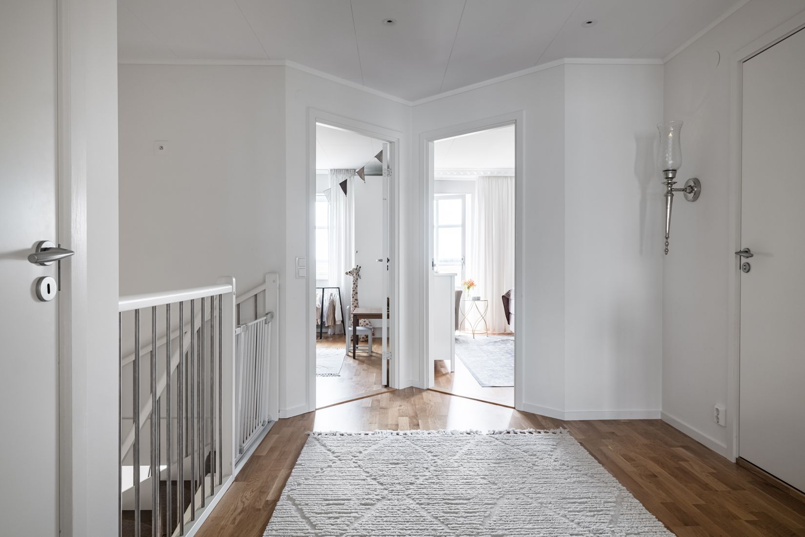 Radhus, Viktor Dahléns väg 120, Mosås, Örebro