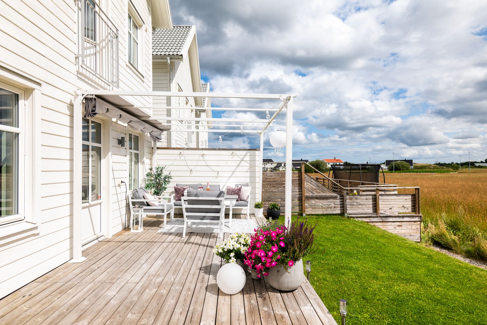 Radhus, Viktor Dahléns väg 120, Mosås, Örebro