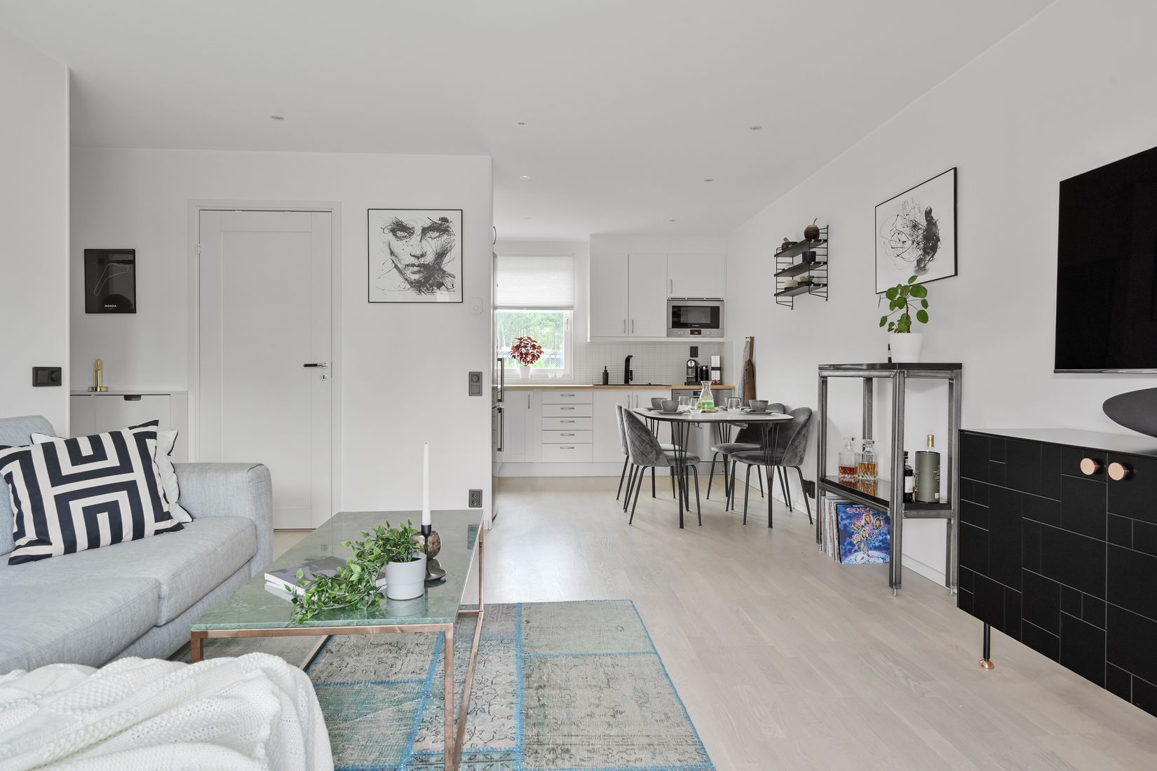 Bostadsrätt, Hedebyslingan 28B, Skälby, Järfälla