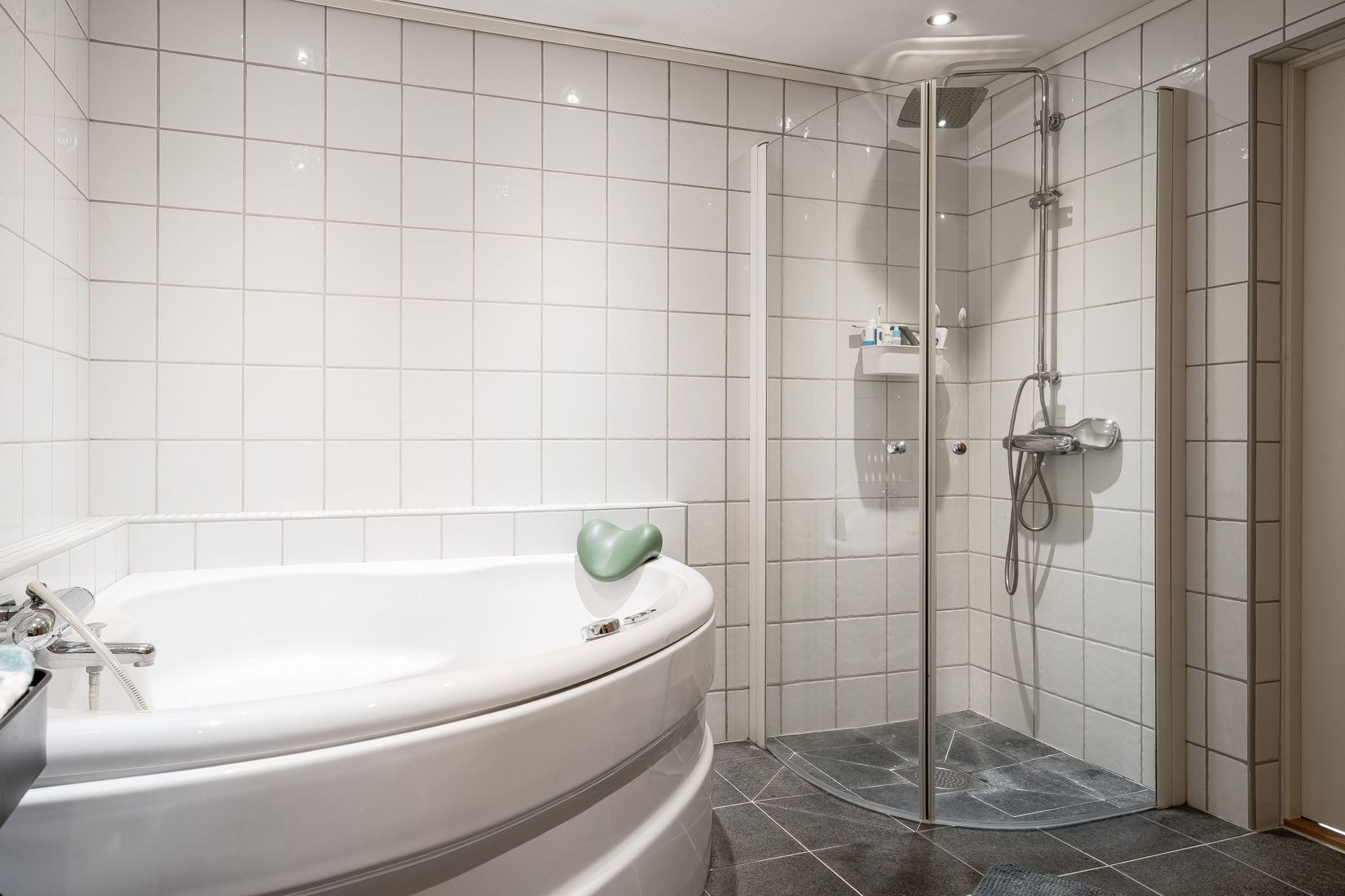 Villa, Radhus, Grindvägen 17, Mobacken, Skellefteå