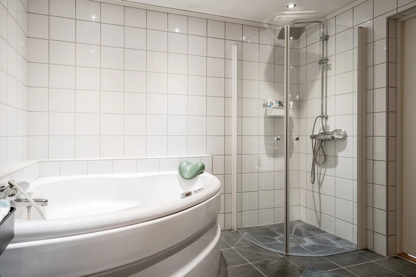 Villa, Radhus, Grindvägen 17, Mobacken, Skellefteå