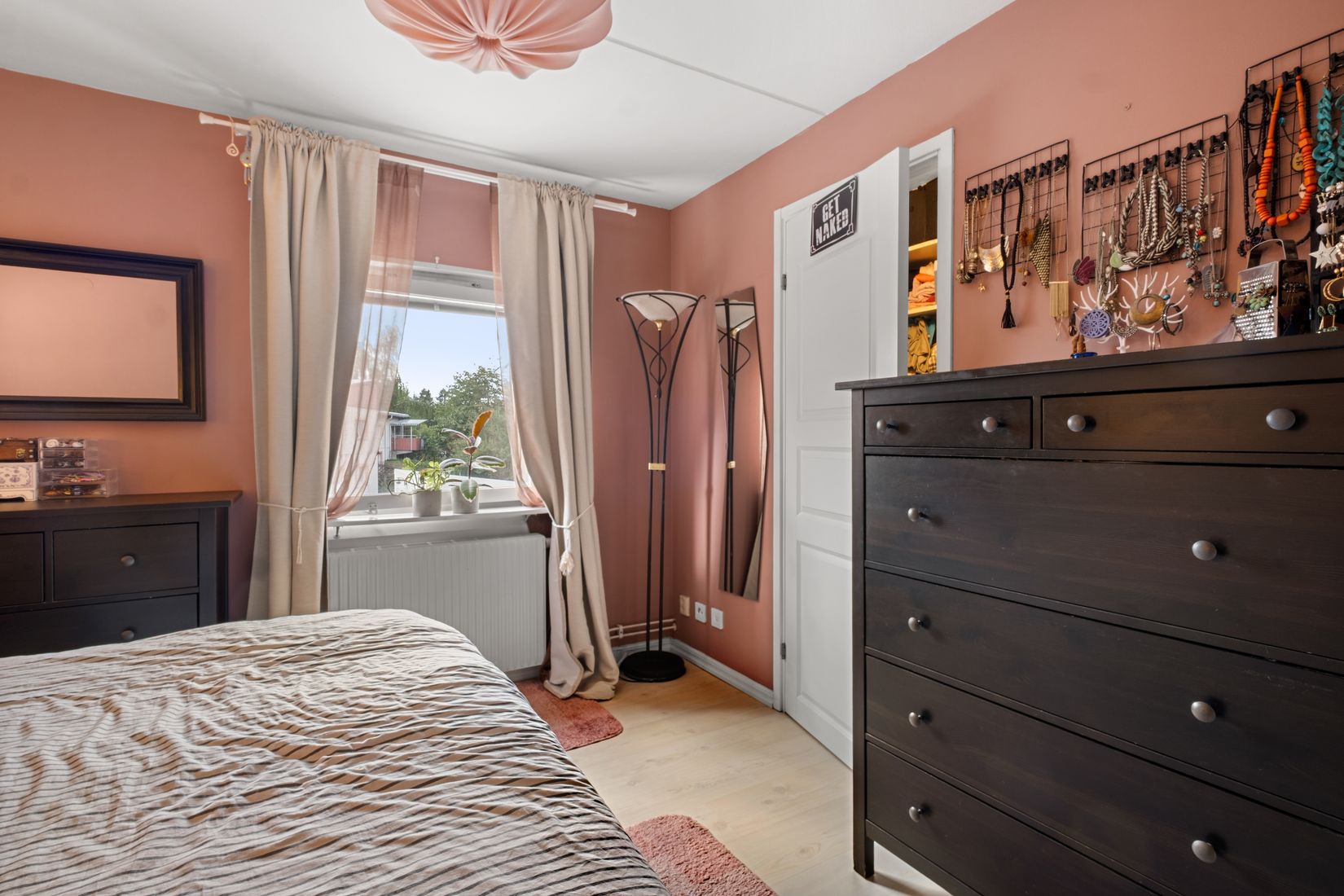 Bostadsrätt, Radhus, Kyndelgränd 28, Tyresö Centrum, Tyresö