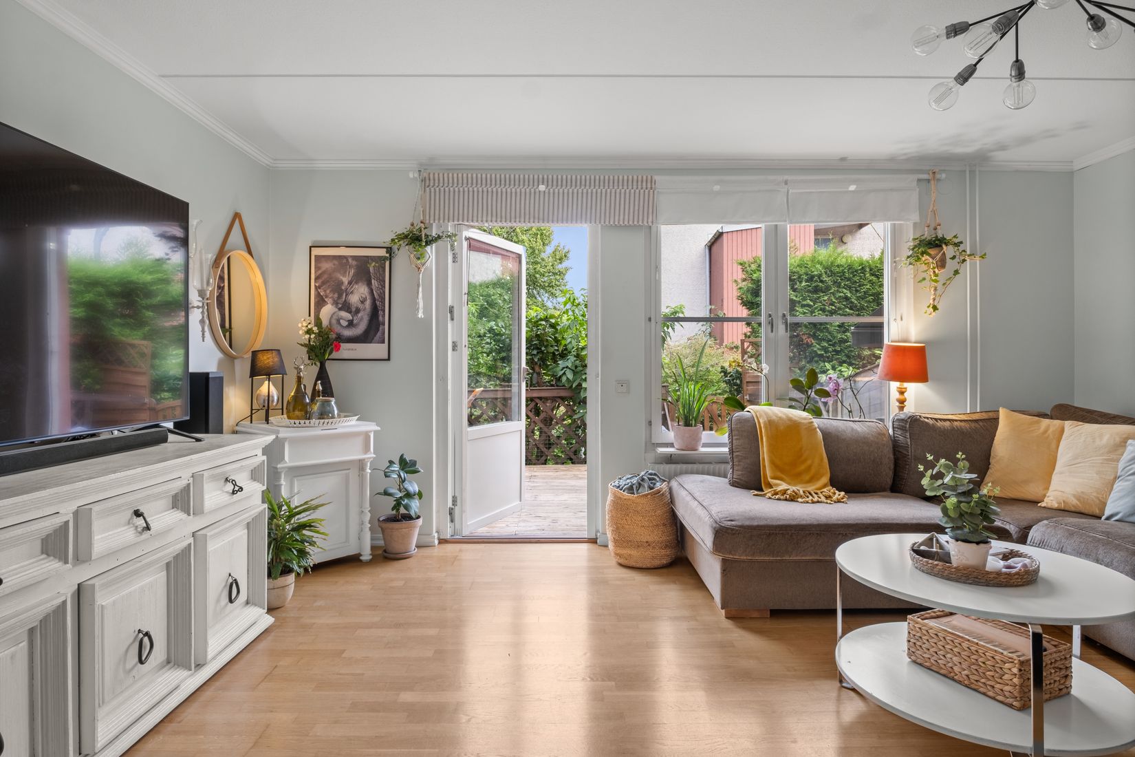 Bostadsrätt, Radhus, Kyndelgränd 28, Tyresö Centrum, Tyresö