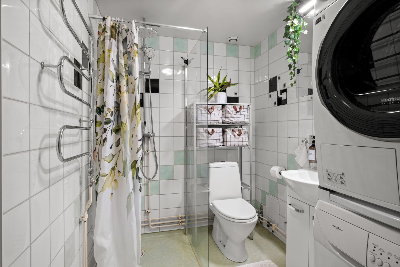 Bostadsrätt, Radhus, Kyndelgränd 28, Tyresö Centrum, Tyresö