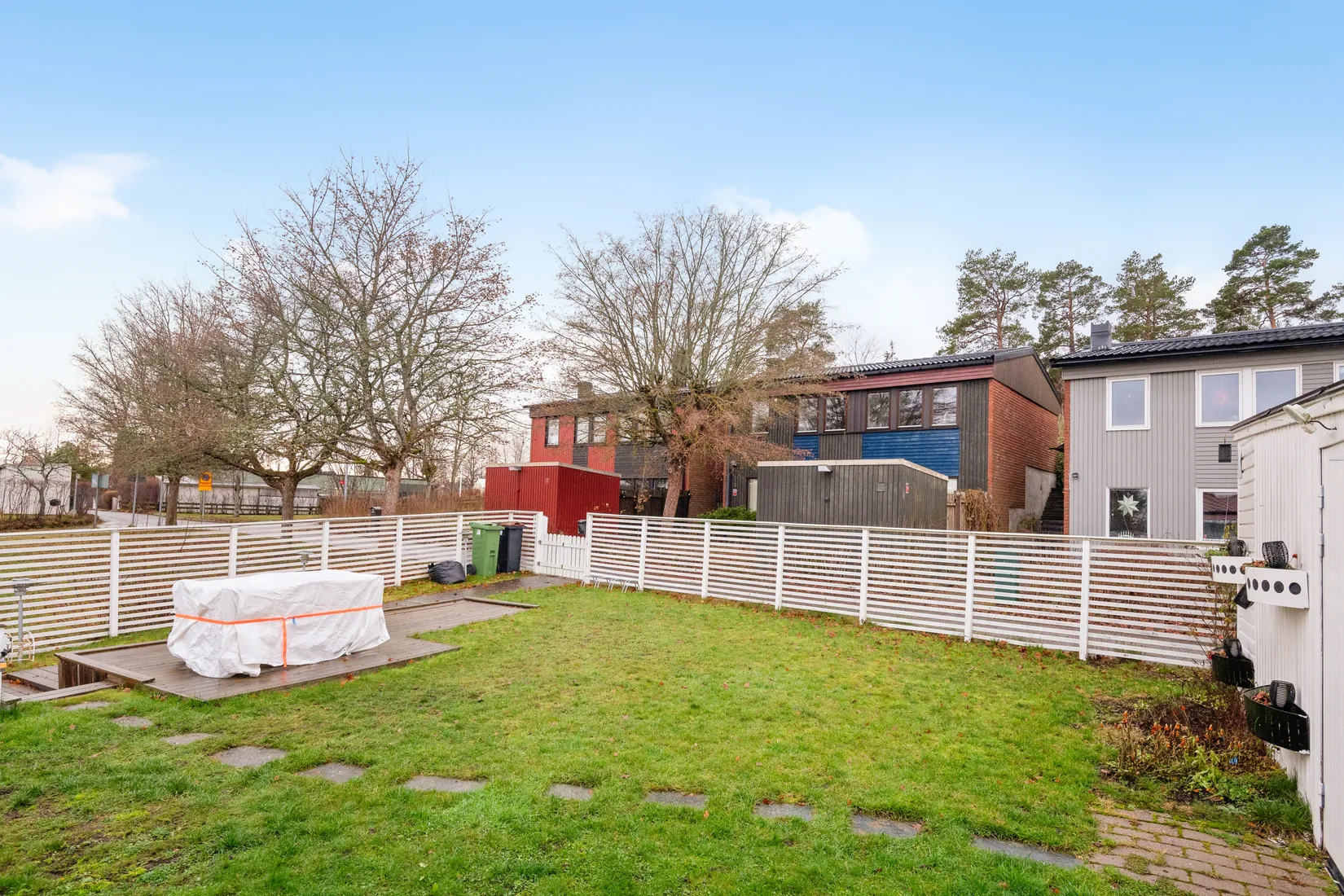 Villa, Radhus, Abborrvägen 19, Viksjö, Järfälla