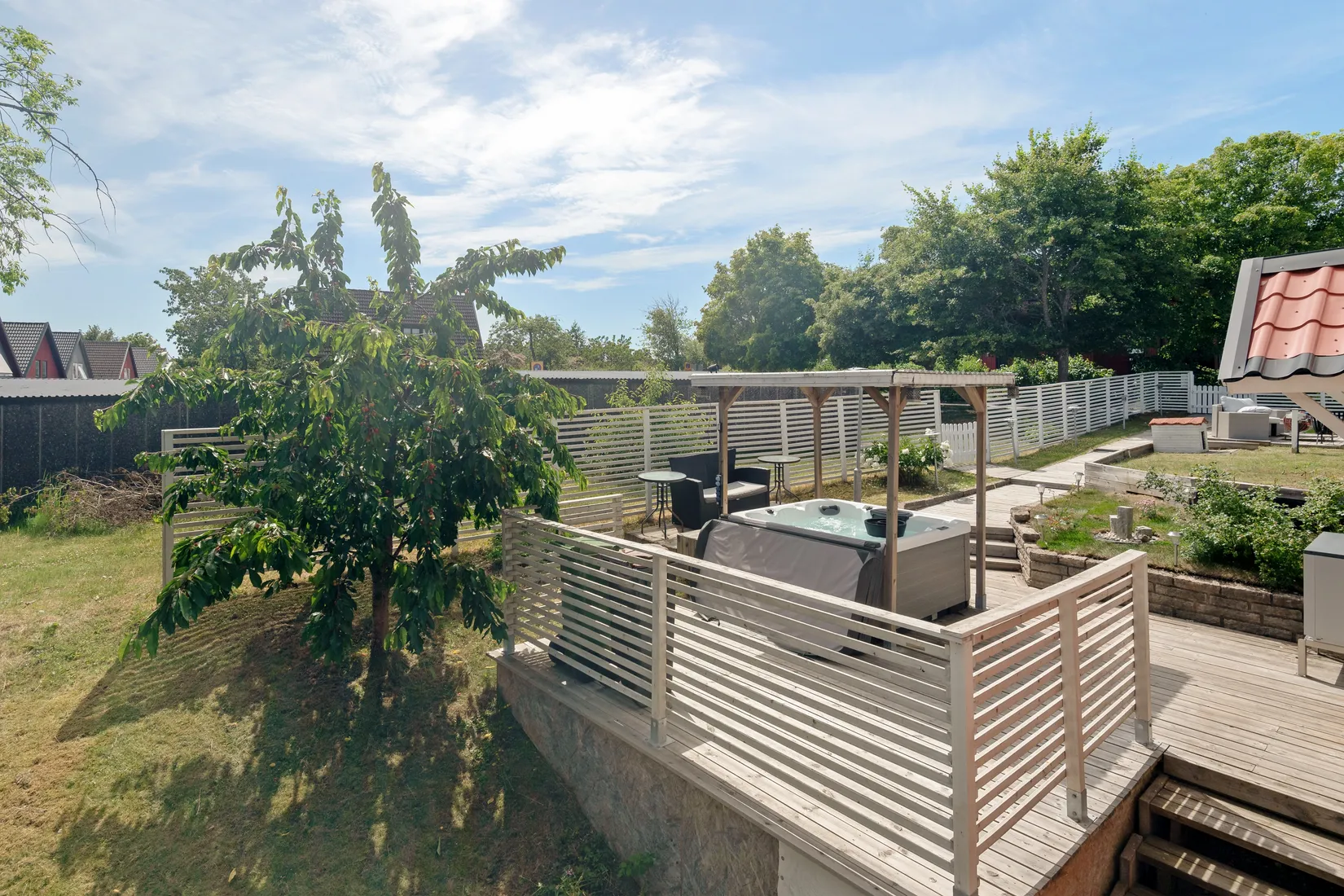 Villa, Radhus, Abborrvägen 19, Viksjö, Järfälla