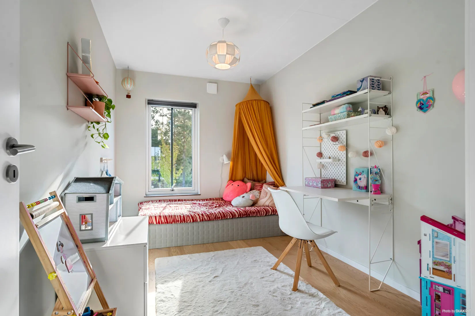 Radhus, Blockhusvägen 115, Skarpäng, Täby