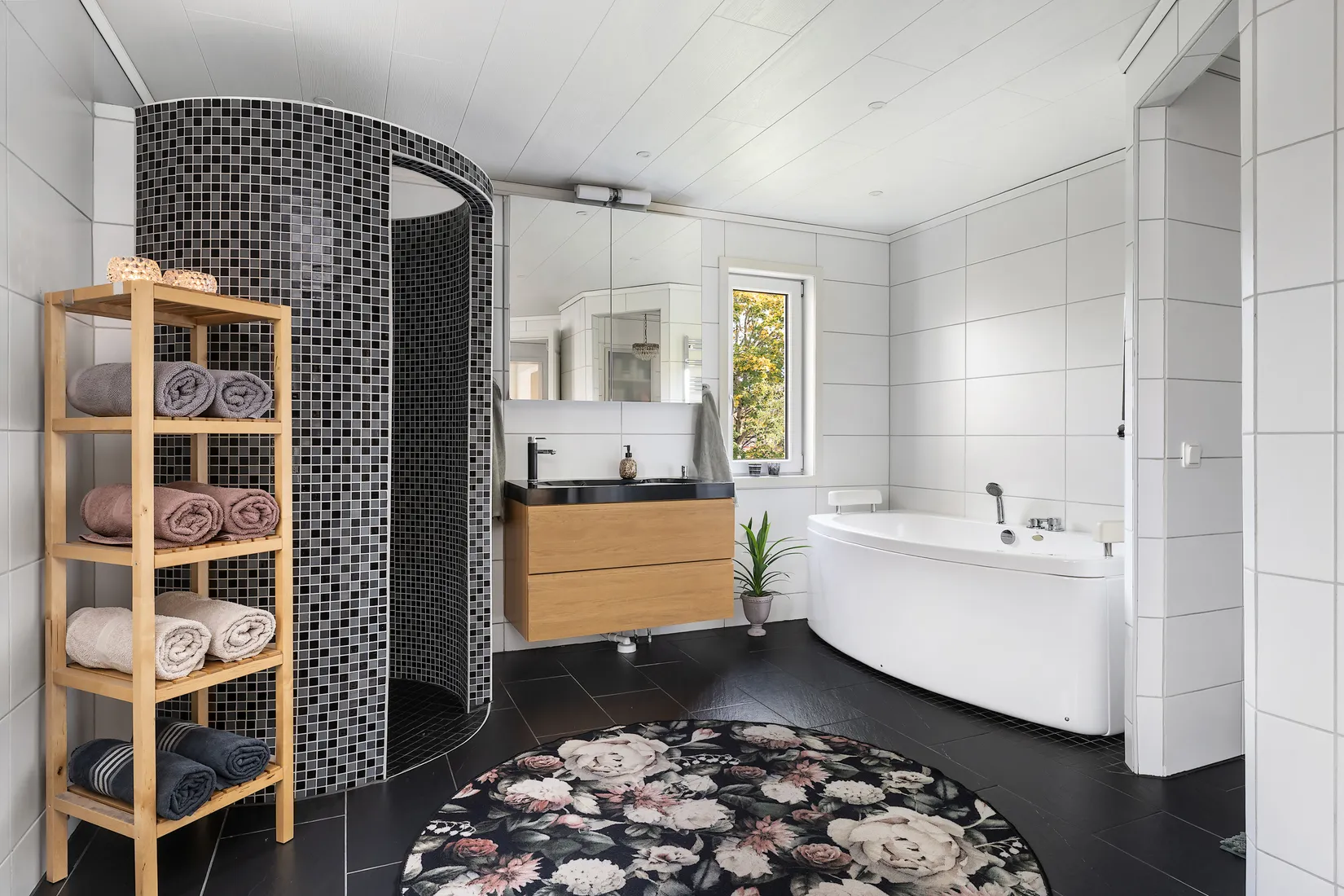 Villa, Högåsvägen 3, Storängen, Karlskoga