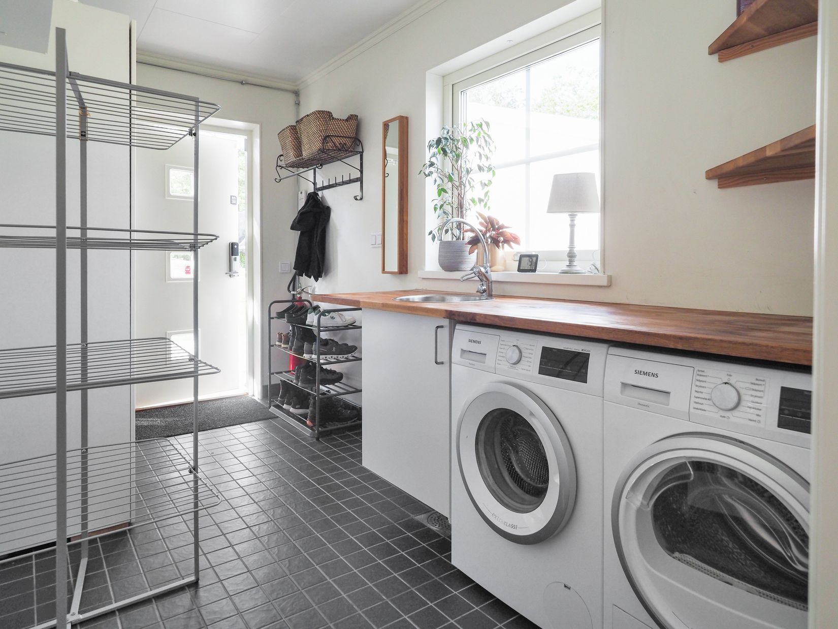 Villa, Marktegelvägen 7, Sundby Strand, Strängnäs