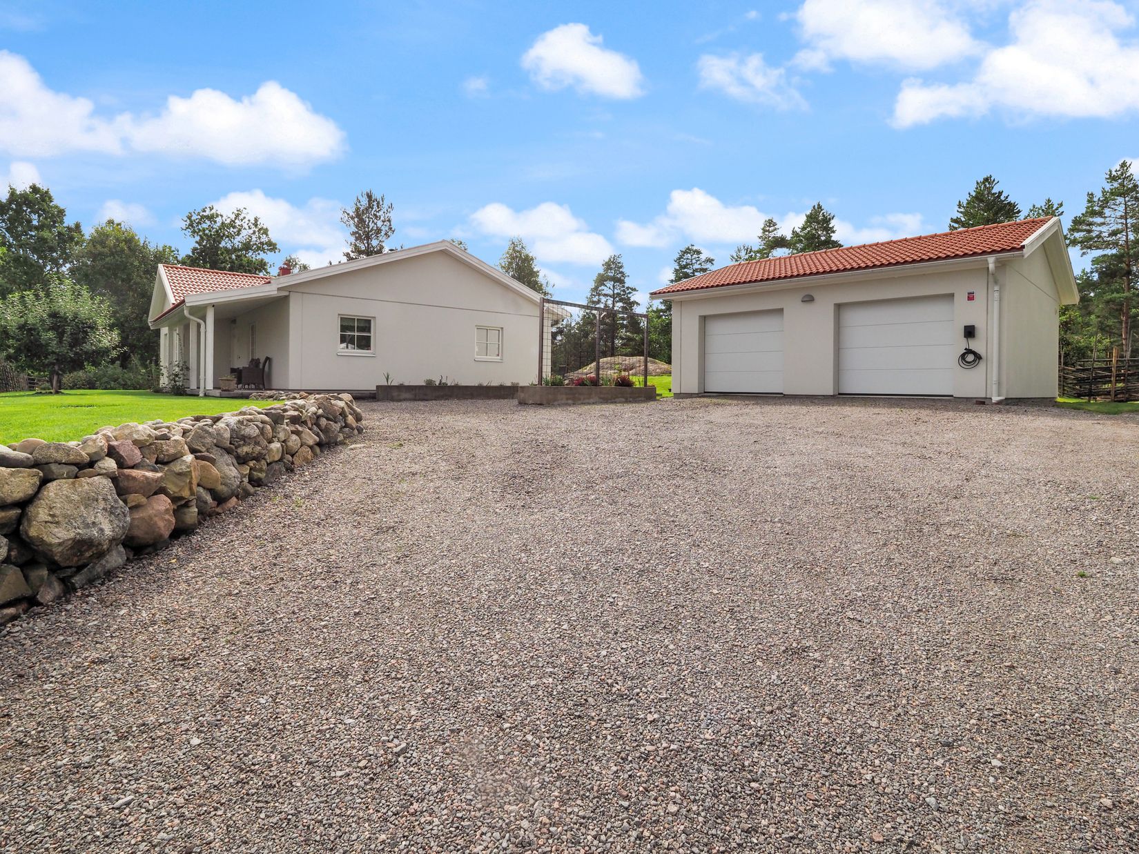 Villa, Marktegelvägen 7, Sundby Strand, Strängnäs