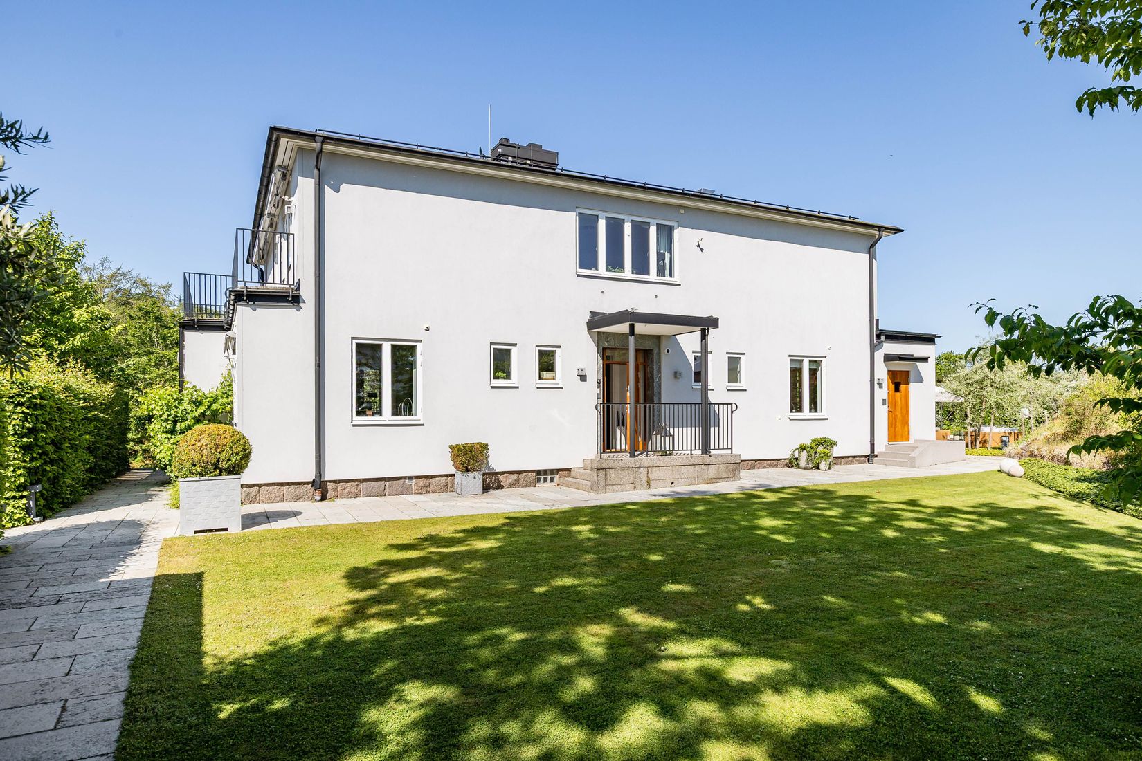 Villa, Sandbäcksgatan 5, Centralt/Trädgårdsföreningen, Linköping