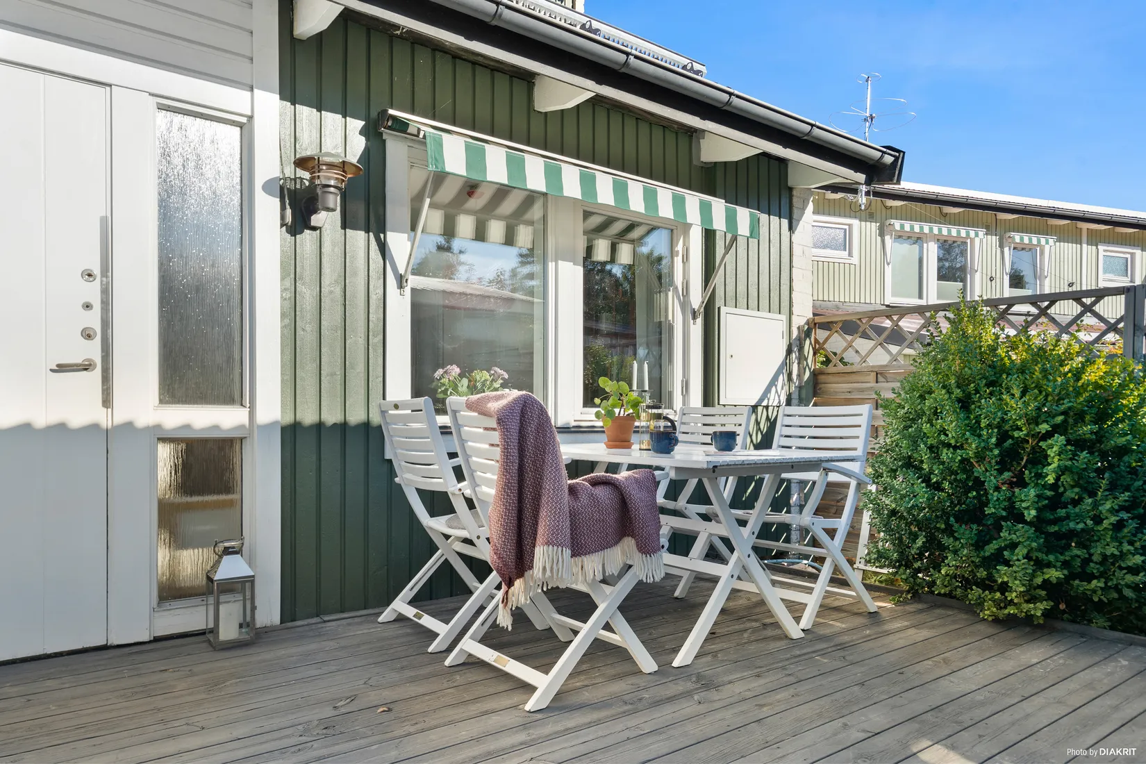 Radhus, Enbacken 17, Skarpäng, Täby