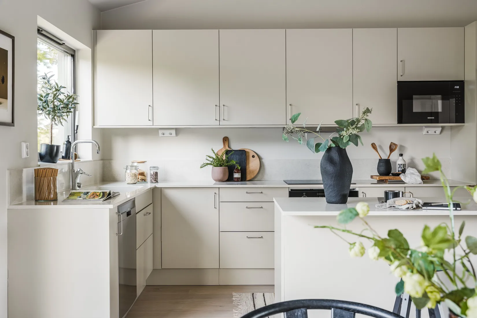 Villa, Framnäsudden 2, Ekeby-Almby, Örebro