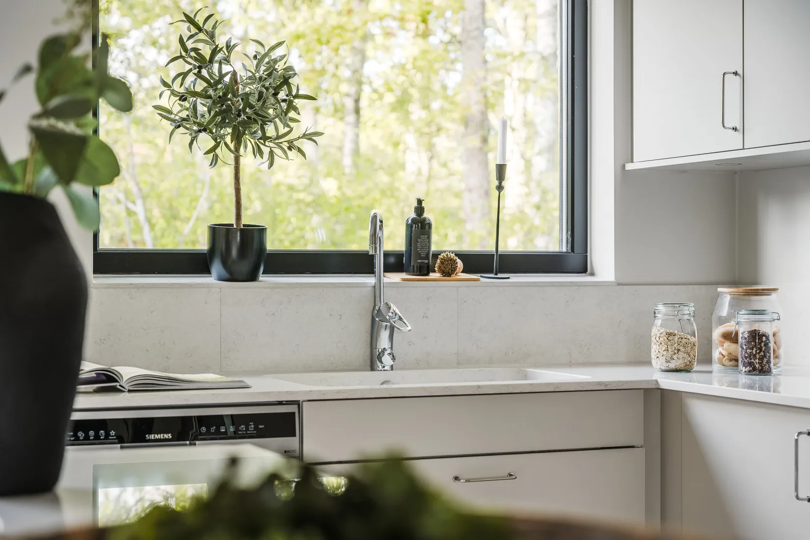 Villa, Framnäsudden 2, Ekeby-Almby, Örebro