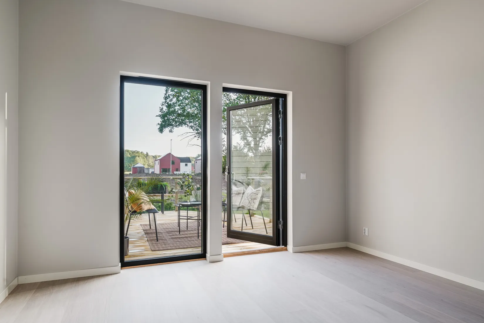 Villa, Framnäsudden 2, Ekeby-Almby, Örebro