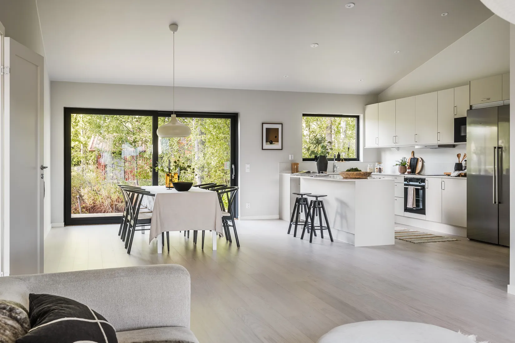 Villa, Framnäsudden 2, Ekeby-Almby, Örebro