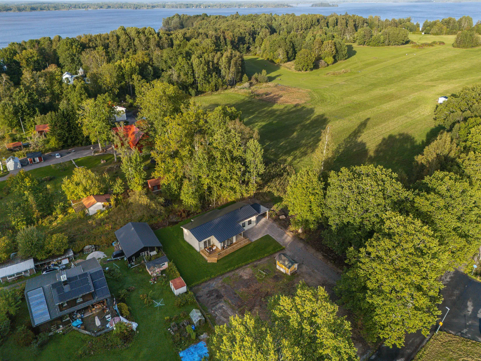 Villa, Framnäsudden 2, Ekeby-Almby, Örebro